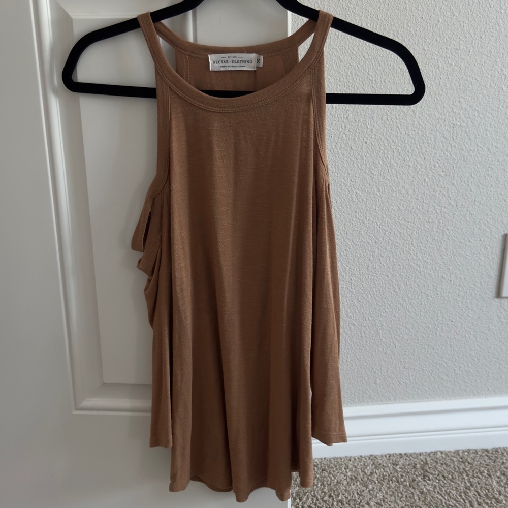 Nectar Clothing Women’s Cold Shoulder Cutout Casual Top Shirt camel brown Small